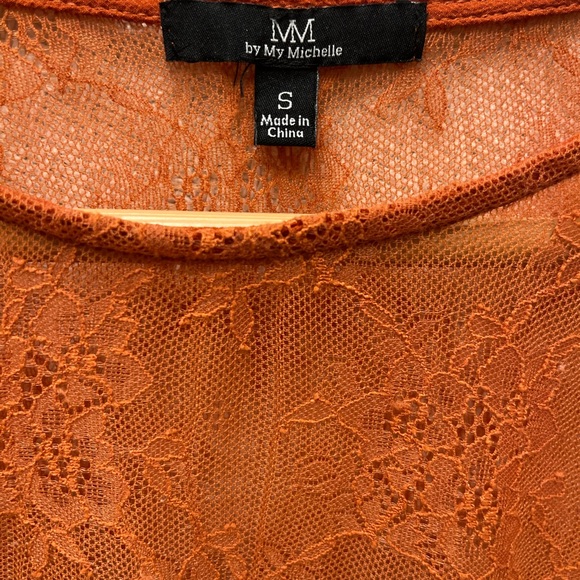 My Michelle Blouse - Picture 2 of 3